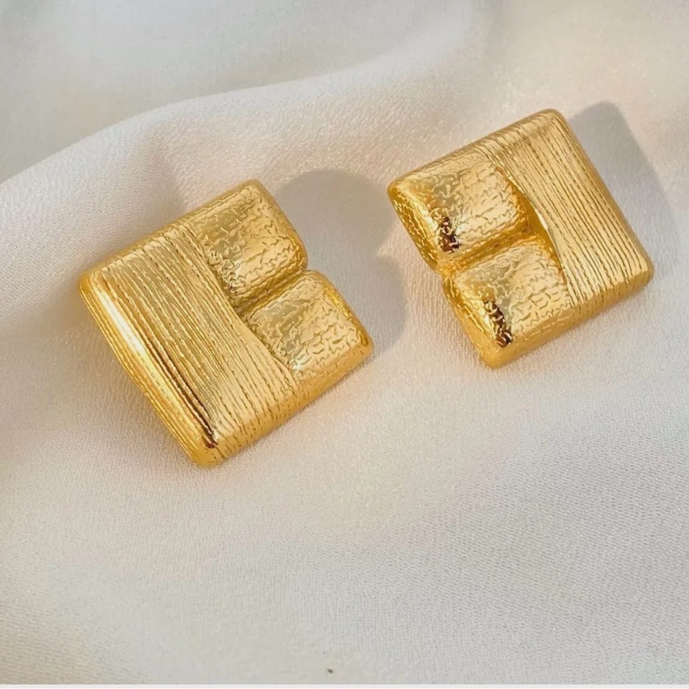 Elegant Gold-Toned Square Earrings